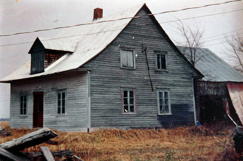 alt